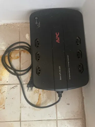 Nobreak ES600 APC