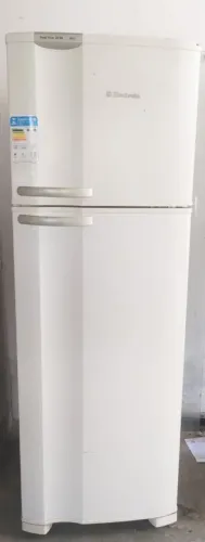 Geladeira Eletrolux frozz frii
