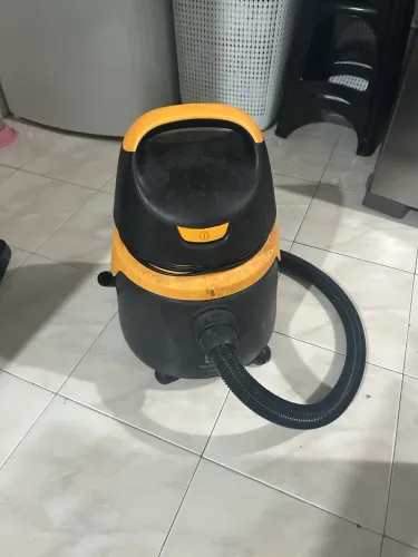 Aspirador de Pó e Água Electrolux - Profissional - Usado
