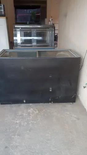Freezer expositor