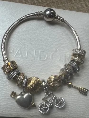 Pulseira Pandora completa