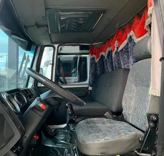 Ford cargo 2428