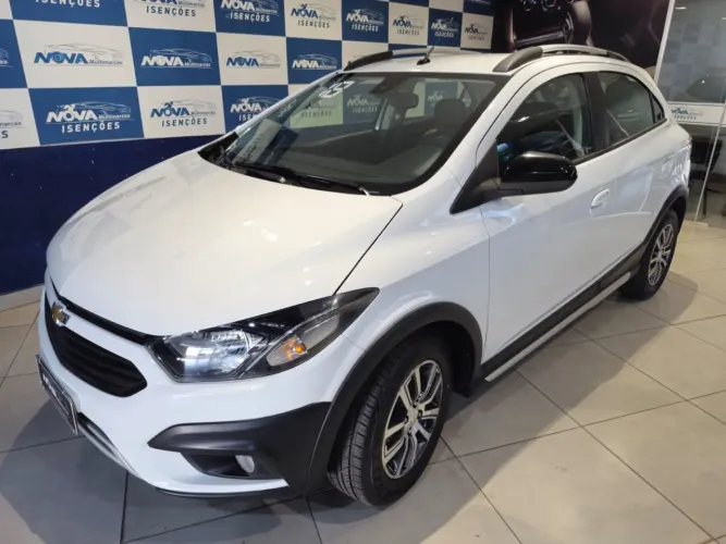 Chevrolet Onix Activ 1.4 8V Flex Mec. 4P 2018