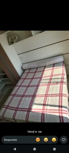 Cama e sofá