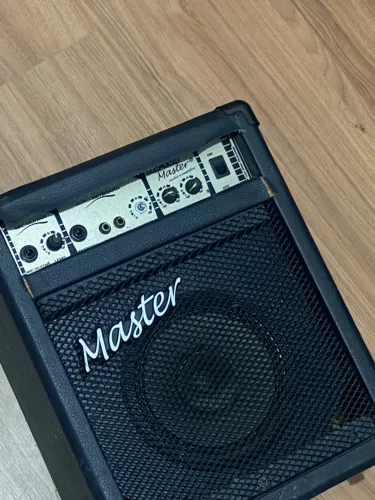 CAIXA AMPLIFICADA MASTER - SEMINOVA
