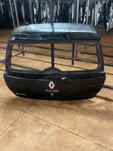 Tampa Trazeira Renault Clio 2011/2015