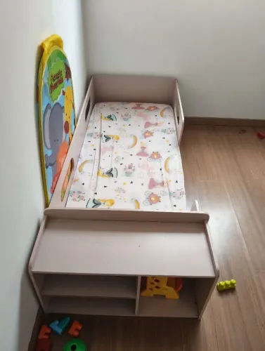 Vendo cama montessoriana