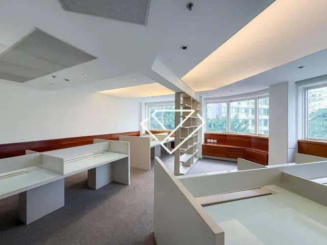 Conjunto para alugar, 165 m² por R$ 55.745,20/mês - Leblon - Rio de Janeiro/RJ