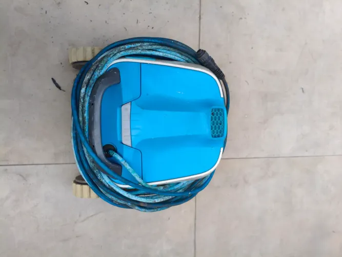 Robô de piscina - Sodramar RB 4i