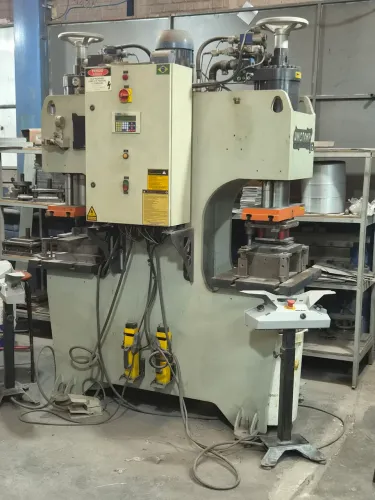 Prensa hidráulica unistamp dupla 40 ton