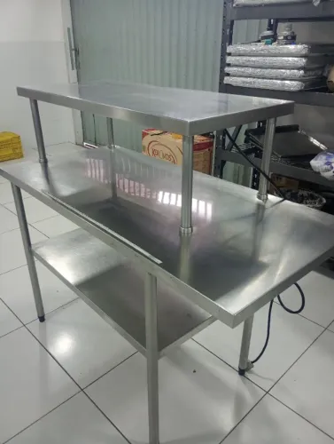 Bancada de cozinha profissional