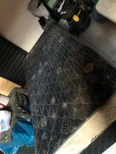 Cama de solteiro 