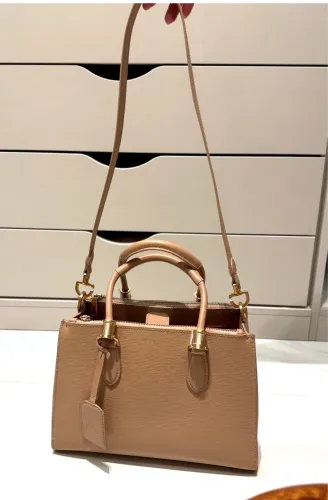 Bolsa couro Shutz