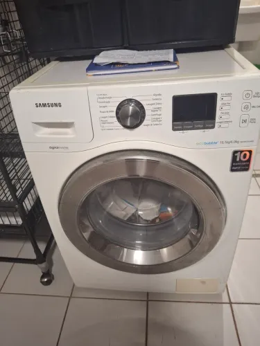 Lava e Seca Samsung Eco Bubble 10,1kg/6kg Modelo WD106UHSAWQF COM DEFEITO