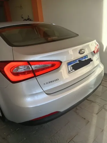 Kia Motors Cerato 1.6 16V Flex Aut. 2015