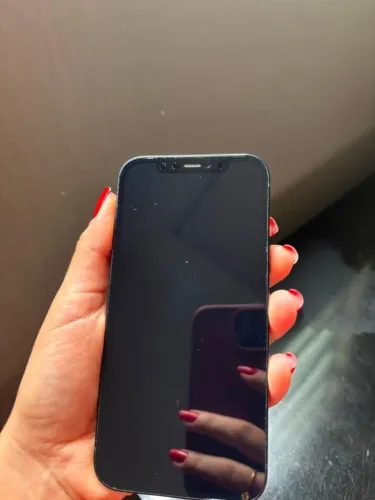 iPhone 12 64gb Muito Conservado - Sem Marcas de Uso (77%)
