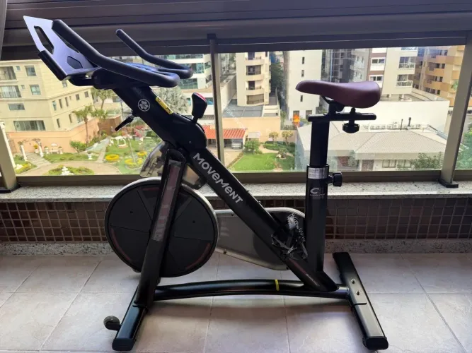Bicicleta Indoor Cycle C5 Movement 