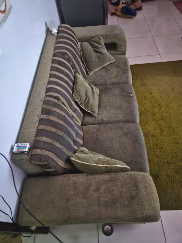 SOFÁ 3 LUGARES