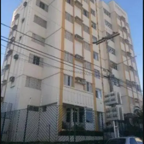Apartamento com 3 quartos no Condominio Ibiraty