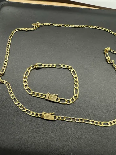 Cordão e pulseira de ouro 
