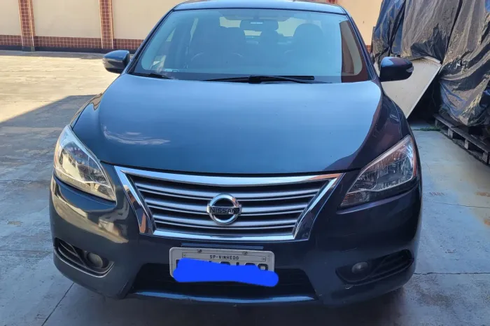 Nissan Sentra SL 2.0/ 2.0 Flex Fuel 16V Aut. 2015
