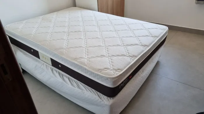 Box de cama de casal