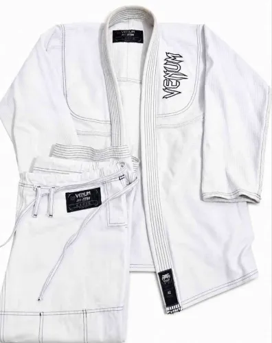 OPORTUNIDADE: Kimono Venum Branco - Tamanho A2 (Perfeito Estado!) ?