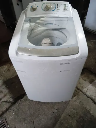 Máquina Electrolux 10 kilos 480 reais entrego.