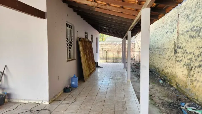 +Casa à venda no trem