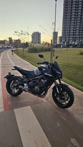 Oportunidade Yamaha MT-09 2021