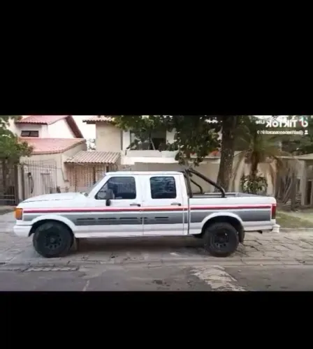 Ford F-1000 Super Serie CE 4.9/3.6 1995