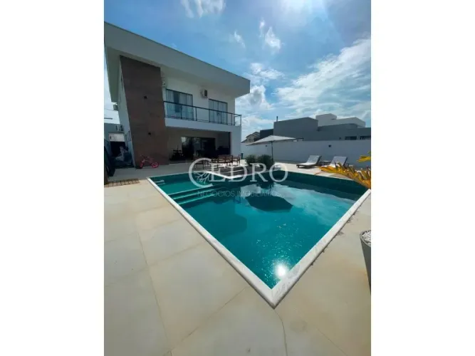 Casa Nova Mobiliada 4 Suítes Piscina Condomínio Alphaville Cabo Frio.