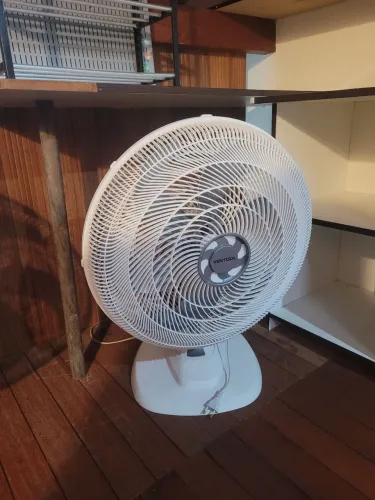 Ventilador ventisol grande branco 220v