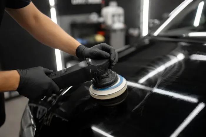 Sociedade em Estética Automotiva. Retorno médio 4 a 5 meses.