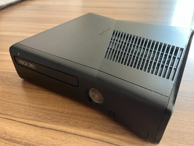 Xbox 360 slim - HD 500gb - desbloqueio por software
