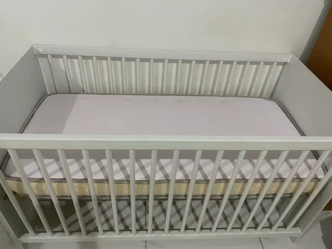 Berço semi novo
