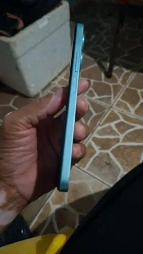 Vende-se redmi 13c 256giga bem conservado * entra em contato só interessado 