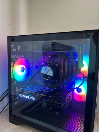 PC Gamer RTX 5060 Ti + i5-14600KF + Monitor ASUS 144Hz