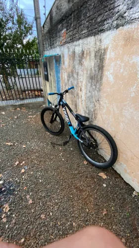 Bicicleta vikingx tuff 30 boa e barata oportunidade unica