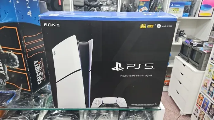 Playstation 5 Slim Lacrado com e sem leitor