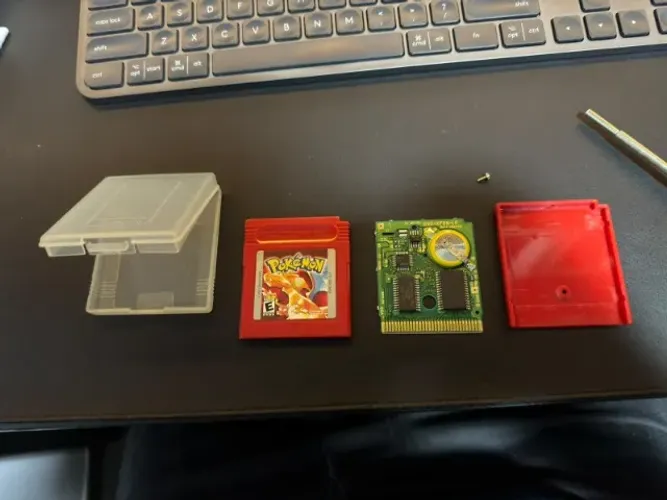 Cartucho GBC - Pokemon Red (Original)