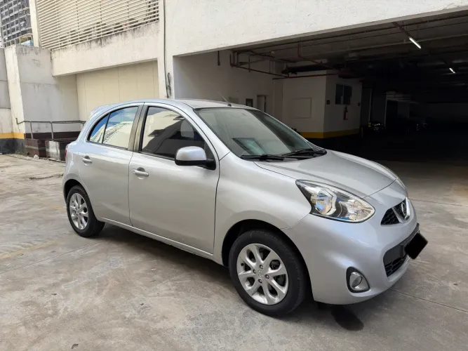 Nissan March SV 1.6 16V Flexstart 5P Mec. 2017