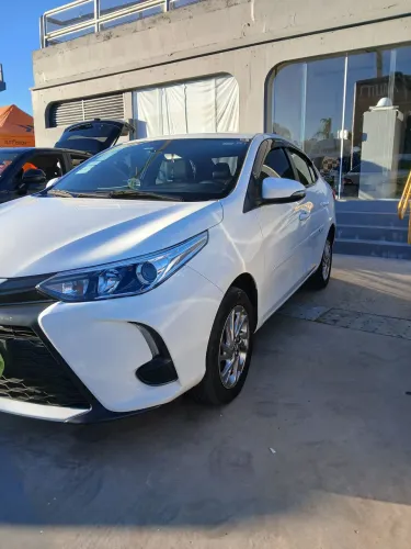 Toyota Yaris XS Sedan 1.5 Flex 16V 4P Aut. 2023