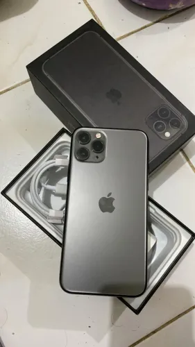 iPhone 11 Pro Max 256 GB verde meia-noite - Aceitável (Recondicionado)