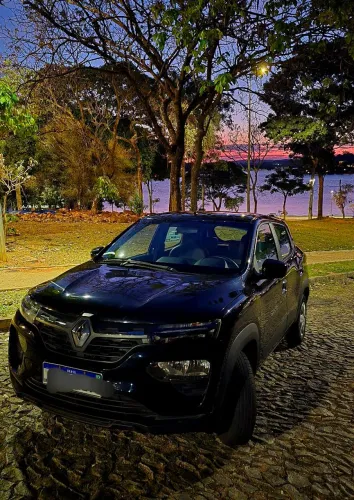 Renault Kwid Intense 1.0 Flex 12V 5P Mec. 2023