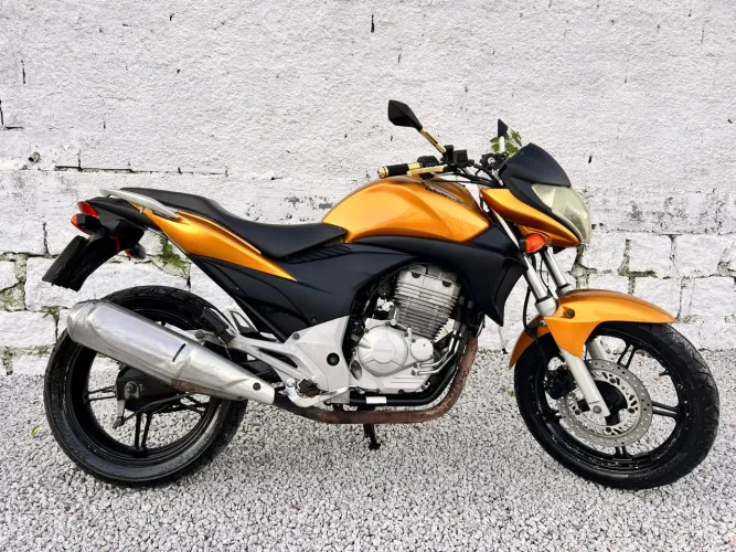 CB300 filé (abaixo da fipe) Repasse