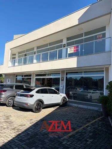 Sala comercial em frente ao Hipermercado Condor