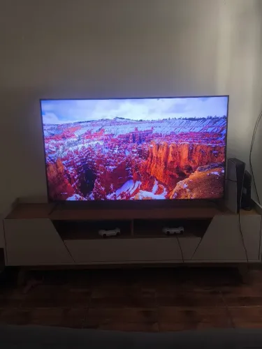 Smart TV Philco 58 polegadas 4K HDR Dolby Audio.