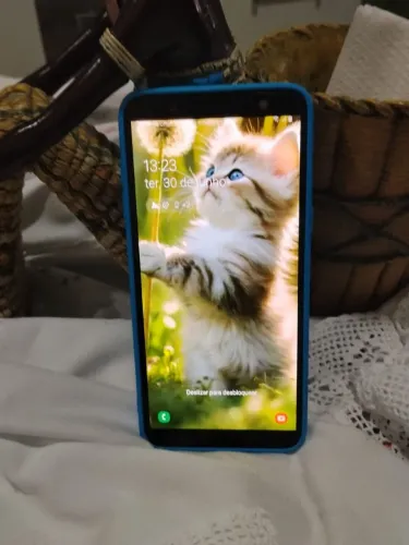 Vendo Galaxy Samsung J8 /64 GB todo original de fábrica 
