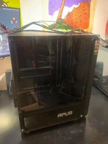 Gabinete Mancer Apus - Usado com Painel Frontral Desmontado